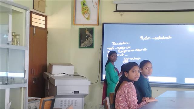 student seminar in Zoology Department